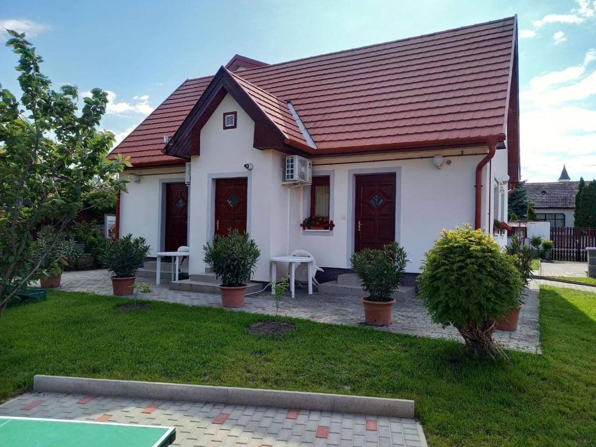 Kertesz Vendeghaz Apartment Hegyko Ngoại thất bức ảnh